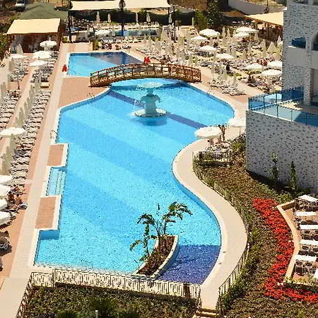 Water & Курортный комплекс 5*