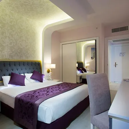 Water & Курортный комплекс 5*