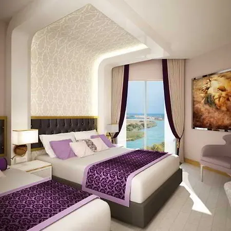 Water & Курортный комплекс 5*