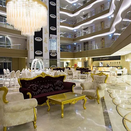 Water & Курортный комплекс 5*